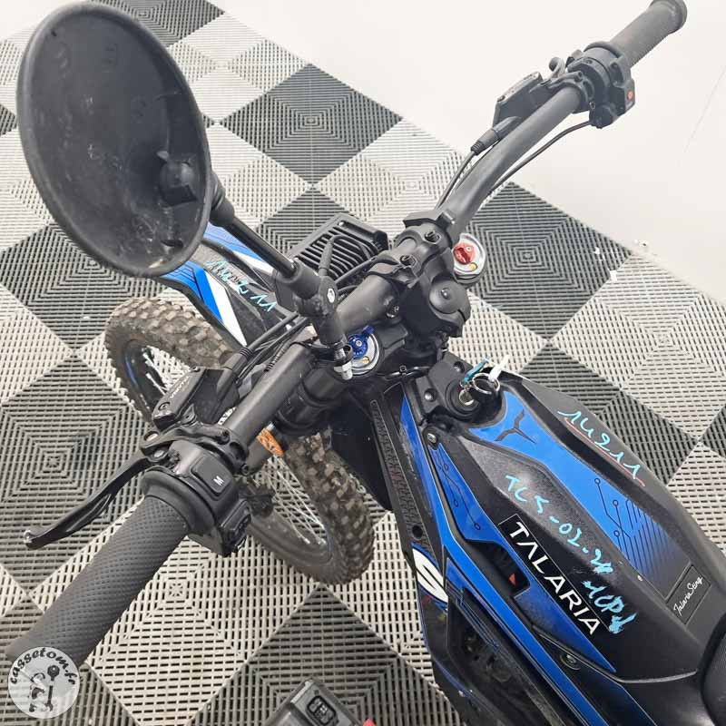 Talaria Sting 2025 accidentée - La Casse de l'Oncle Tom