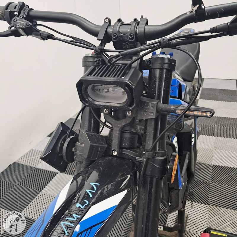 Talaria Sting 2025 accidentée - La Casse de l'Oncle Tom