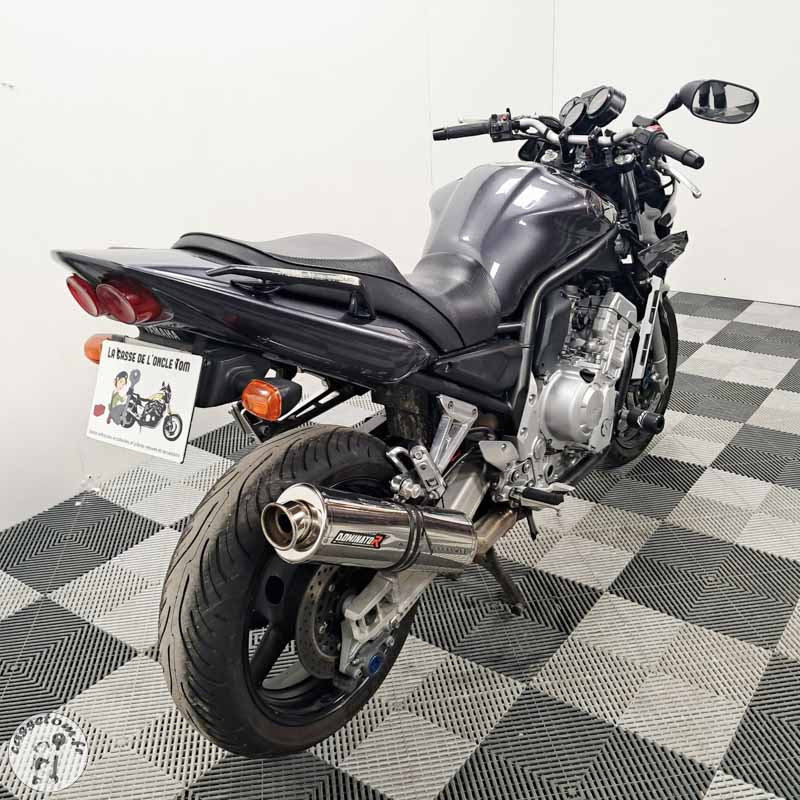 Yamaha FZS1000 998 2006 accidenté - La Casse de l'Oncle Tom