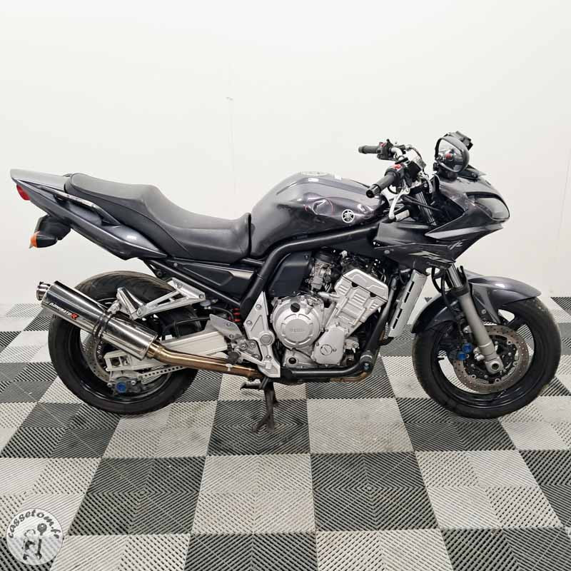 Yamaha FZS1000 998 2006 accidenté - La Casse de l'Oncle Tom