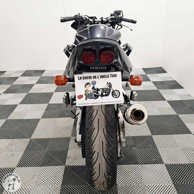 Yamaha FZS1000 998 2006 accidenté - La Casse de l'Oncle Tom