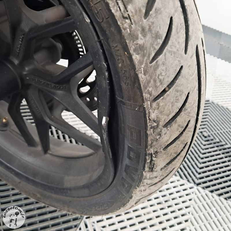 Honda NSS300A 300cc 2019 accidenté - La Casse de l'Oncle Tom