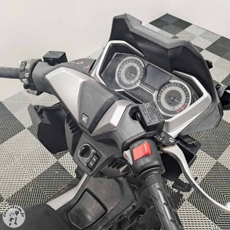 Honda NSS300A 300cc 2019 accidenté - La Casse de l'Oncle Tom