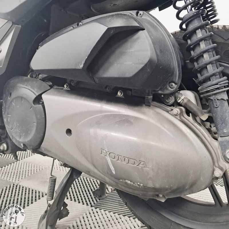 Honda NSS300A 300cc 2019 accidenté - La Casse de l'Oncle Tom