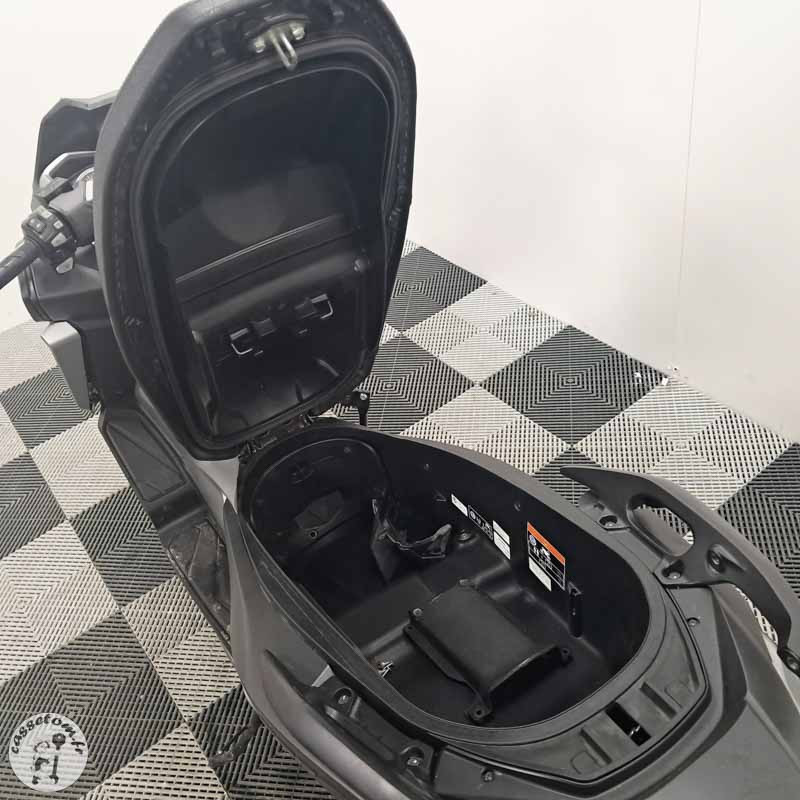 Honda NSS300A 300cc 2019 accidenté - La Casse de l'Oncle Tom