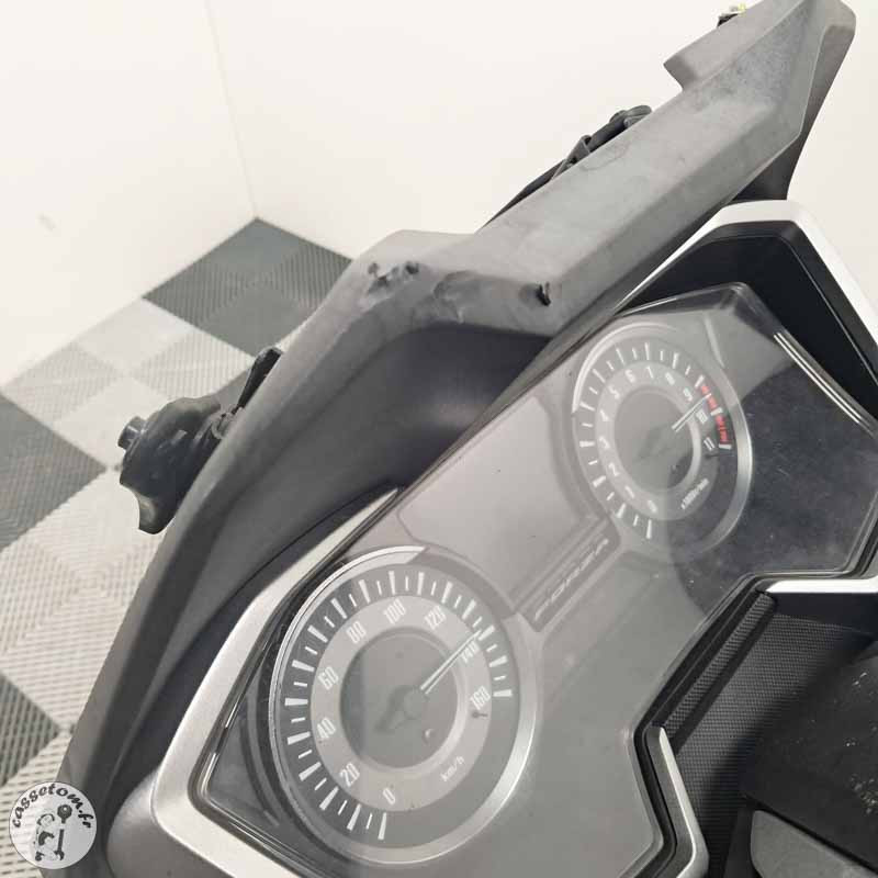 Honda NSS300A 300cc 2019 accidenté - La Casse de l'Oncle Tom