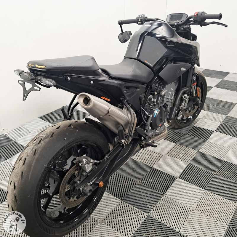 K.T.M. 890 DUKE R de 2021