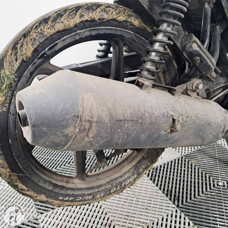 Honda CBF125 124 2011 accidenté - La Casse de l'Oncle Tom