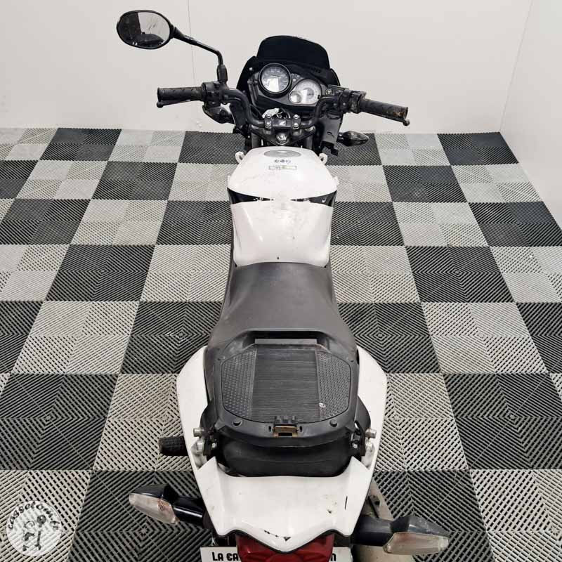 Honda CBF125 124 2011 accidenté - La Casse de l'Oncle Tom