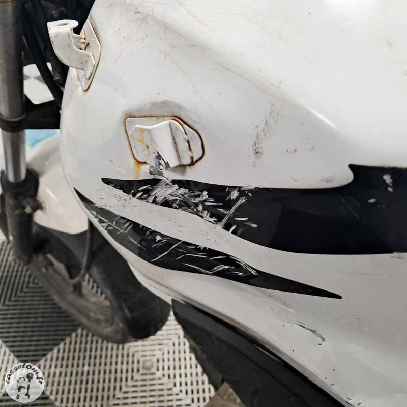 Honda CBF125 124 2011 accidenté - La Casse de l'Oncle Tom