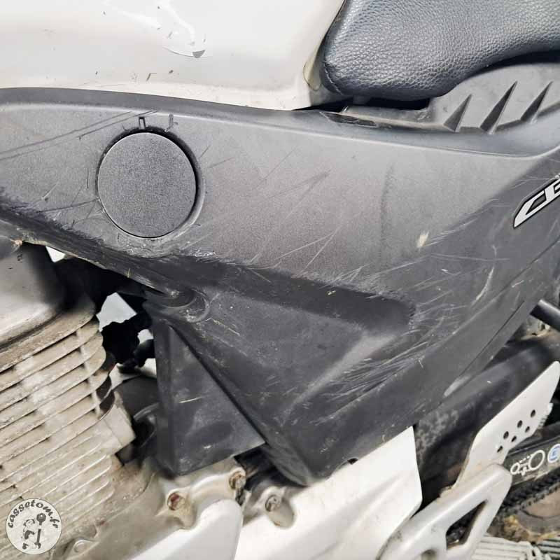 Honda CBF125 124 2011 accidenté - La Casse de l'Oncle Tom