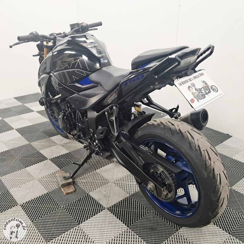 SUZUKI GSX-S750 2021