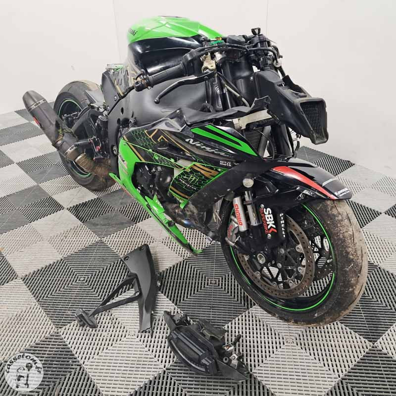 KAWASAKI ZX-10R 998 2020 accidentée - La Casse de l'Oncle Tom