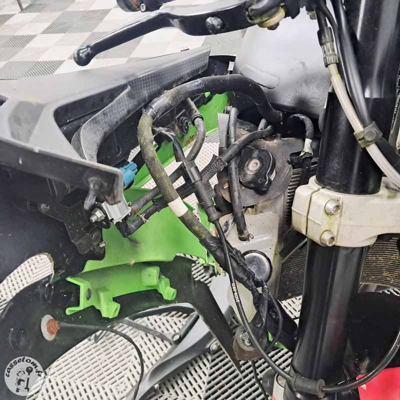 KAWASAKI ZX-10R 998 2020 accidentée - La Casse de l'Oncle Tom