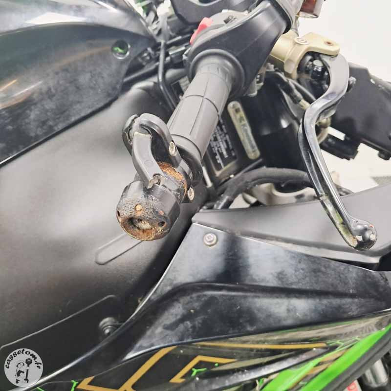 KAWASAKI ZX-10R 998 2020 accidentée - La Casse de l'Oncle Tom