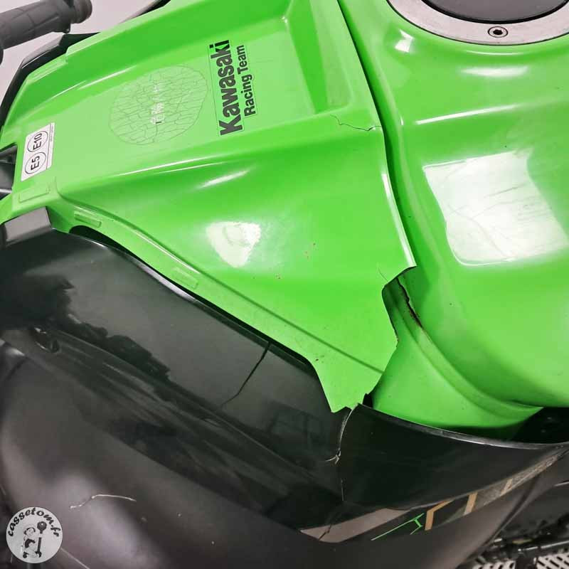 KAWASAKI ZX-10R 998 2020 accidentée - La Casse de l'Oncle Tom