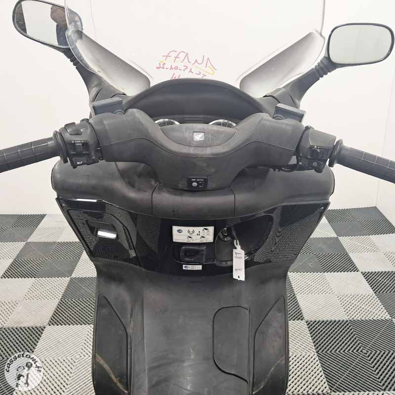 Honda CB 500 2013 accidentée - La Casse de l Oncle Tom