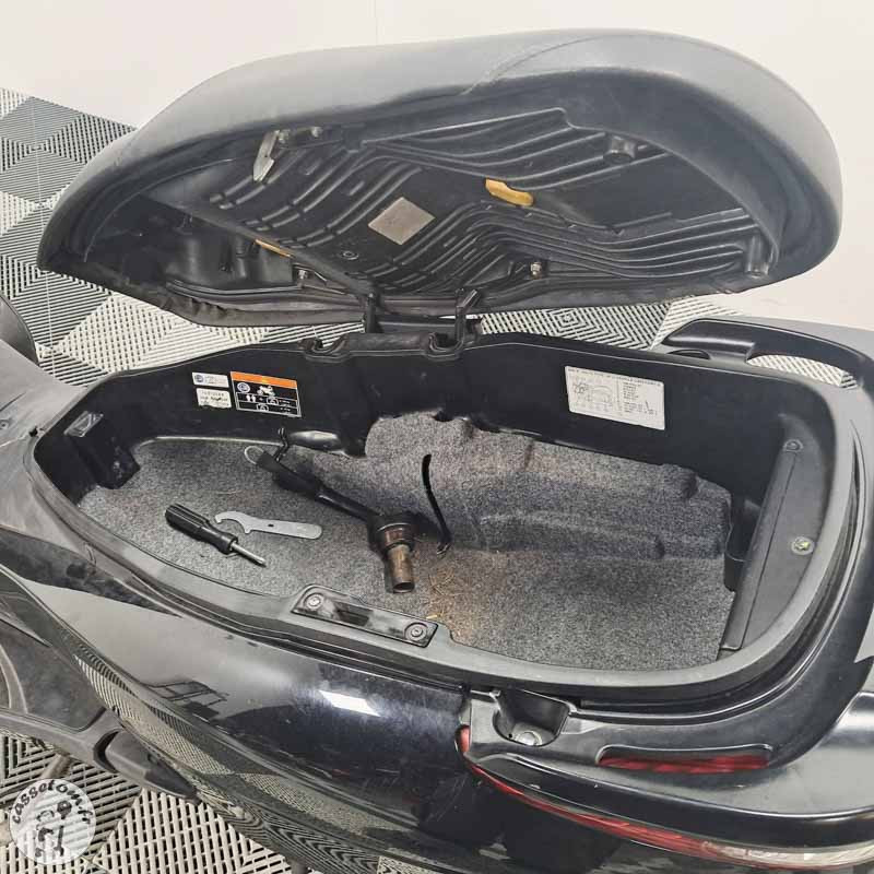 Honda CB 500 2013 accidentée - La Casse de l Oncle Tom