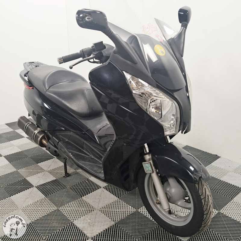 Honda CB 500 2013 accidentée - La Casse de l Oncle Tom