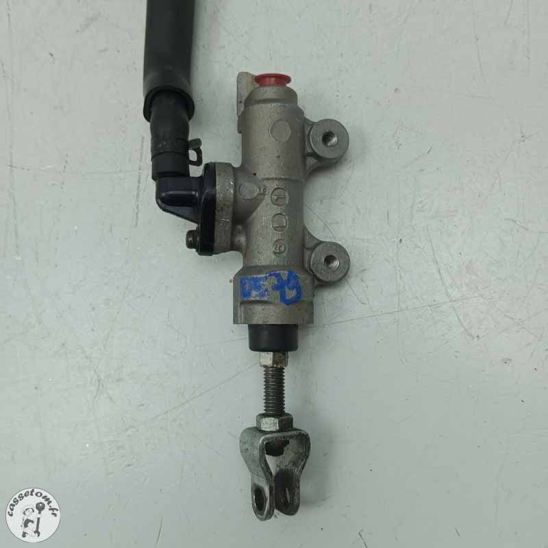 Maître cylindre de frein arrière  Honda 500 cb 1997 - Cassetom - Nos pieces motos