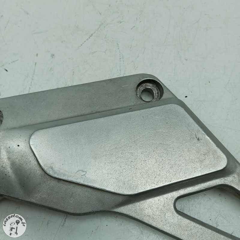 Platine repose pieds gauche  Honda 500 cb 1997 - Cassetom - Nos pieces motos