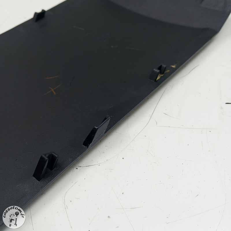 Jonction de coque arrière Yamaha  600 xj diversion 1998 - Cassetom - Nos pieces motos