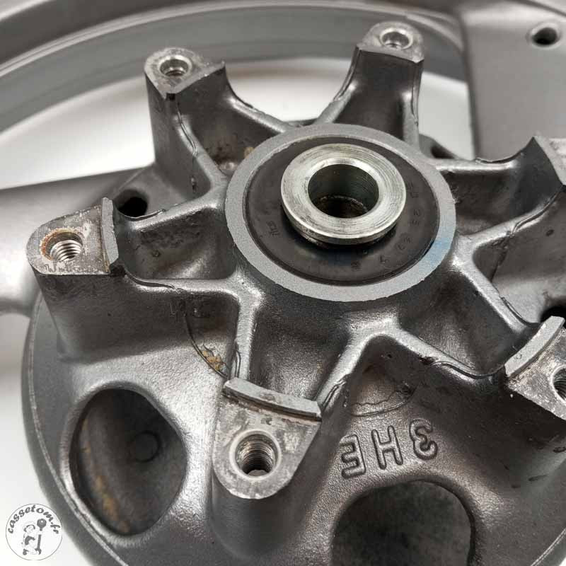 Jante arrière  Yamaha  600 xj diversion 1998 - Cassetom - Nos pieces motos