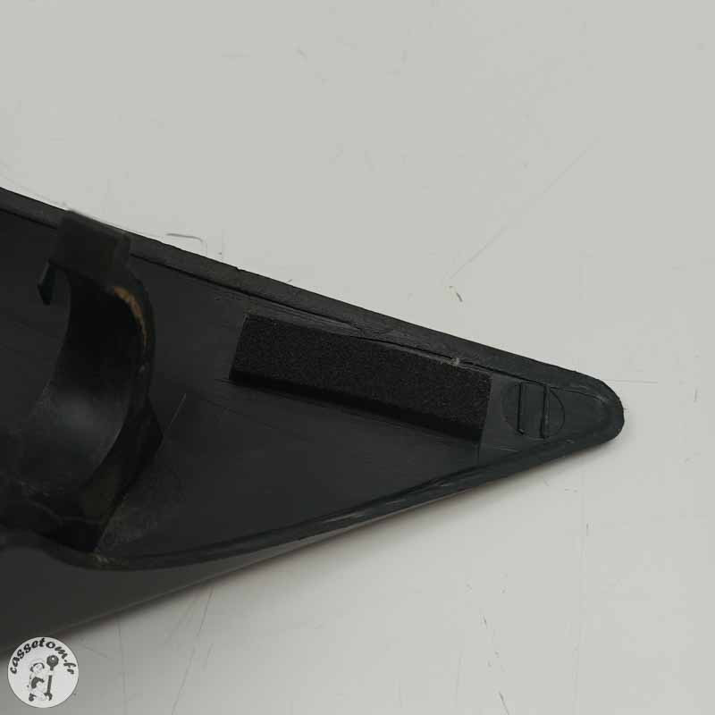 Cache latéral  sous selle gauche Yamaha  600 xj diversion 1998 - Cassetom - Nos pieces motos