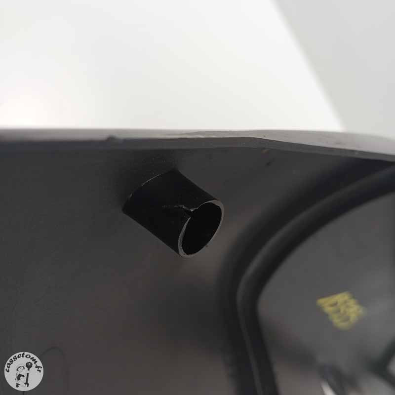 Demi coque arrière gauche  Yamaha  600 xj diversion 1998 - Cassetom - Nos pieces motos