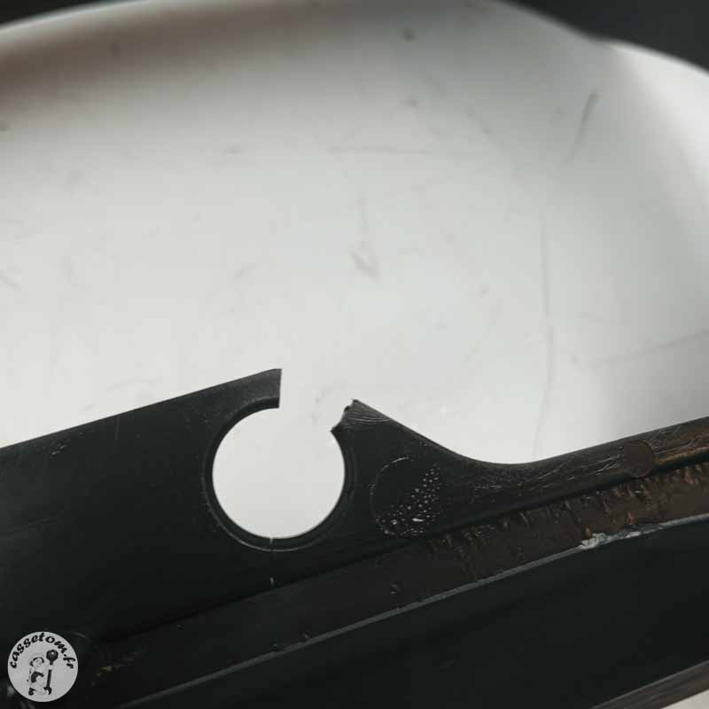 Entourage de compteur de vitesse Yamaha  600 xj diversion 1998 - Cassetom - Nos pieces motos