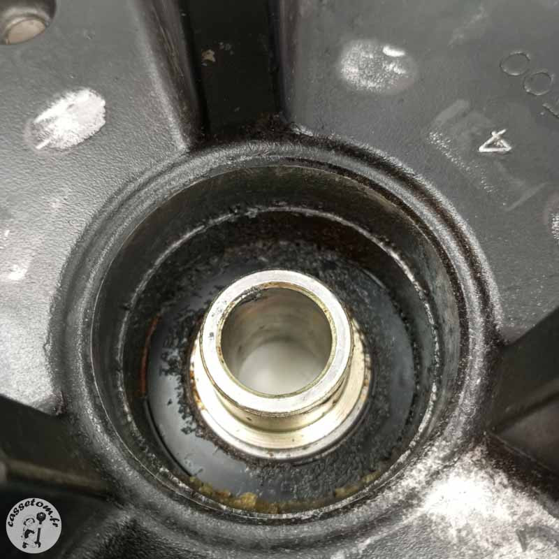 Porte couronne  Yamaha  600 xj diversion 1998 - Cassetom - Nos pieces motos