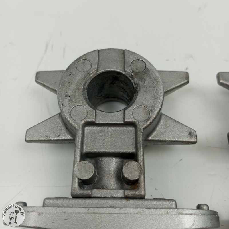 Tendeur de chaine secondaire Yamaha  600 xj diversion 1998 - Cassetom - Nos pieces motos