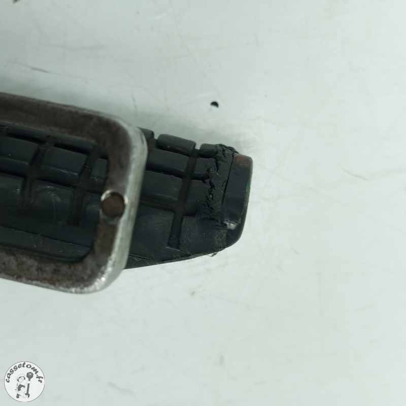 Platine arrière droit avec cale pied  Honda 650 nx dominator 1999 - Cassetom - Nos pieces motos