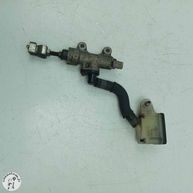 Maître cylindre de frein arrière  Honda 650 nx dominator 1999 - Cassetom - Nos pieces motos