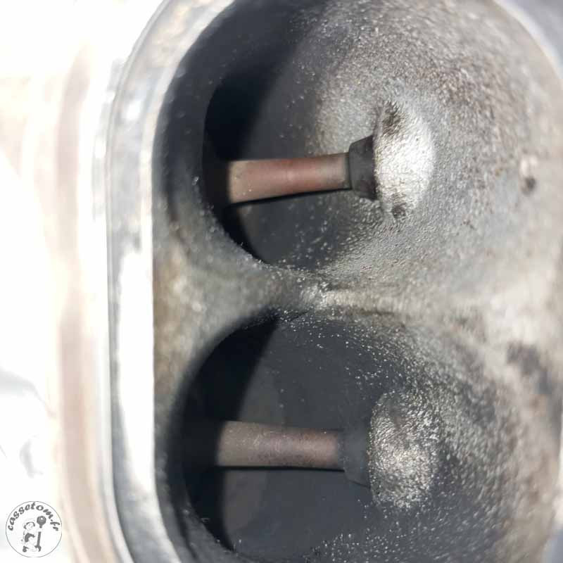 Culasse gauche complète  Bmw 1200 r rt 2017 - Cassetom - Nos pieces motos