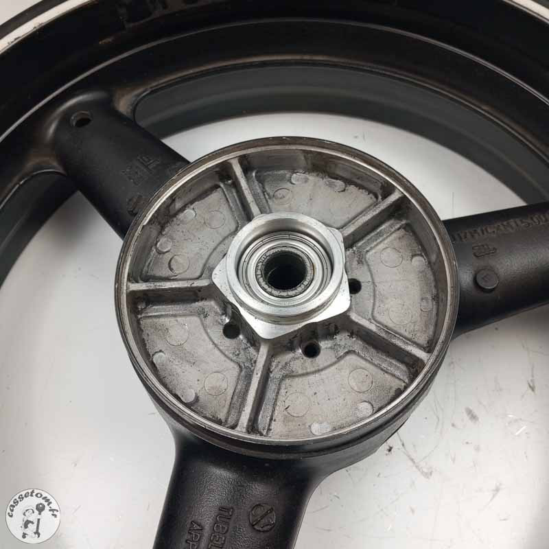 Jante arrière Suzuki 650 gsf bandit 2007 - Cassetom - Nos pieces motos