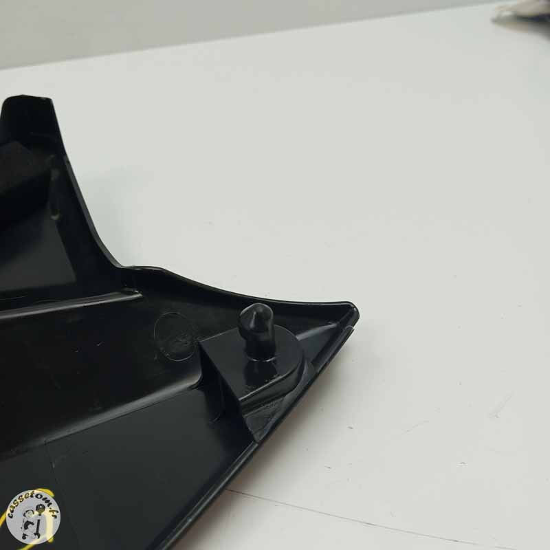 Cache sous selle gauche Suzuki 650 gsf bandit 2007 - Cassetom - Nos pieces motos