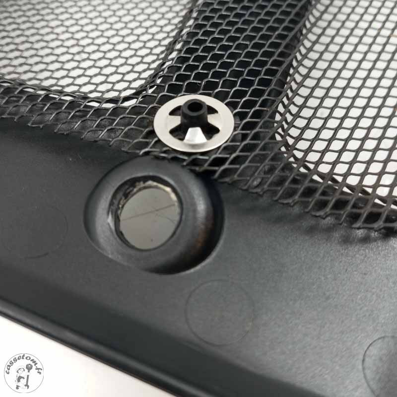 Ecope de radiateur droite  Suzuki 650 gsf bandit 2007 - Cassetom - Nos pieces motos