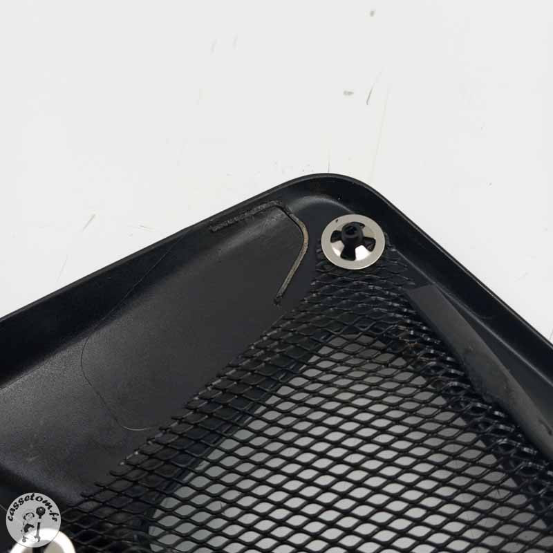 Ecope de raditeur gauche Suzuki 650 gsf bandit 2007 - Cassetom - Nos pieces motos