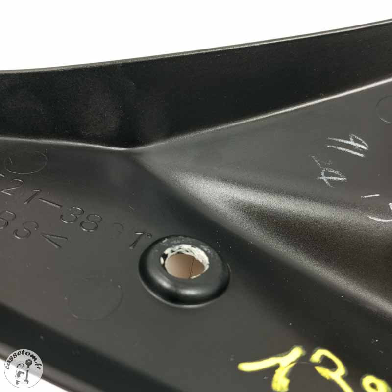 Ecope de raditeur gauche Suzuki 650 gsf bandit 2007 - Cassetom - Nos pieces motos