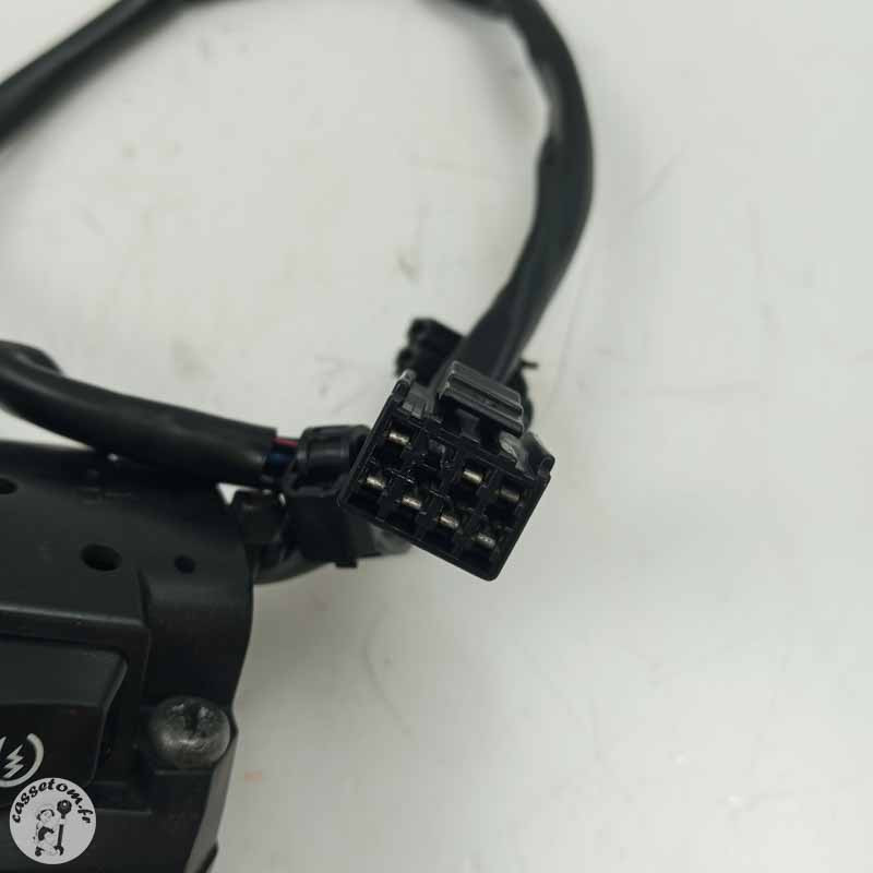 Commodo droit Suzuki 650 gsf bandit 2007 - Cassetom - Nos pieces motos