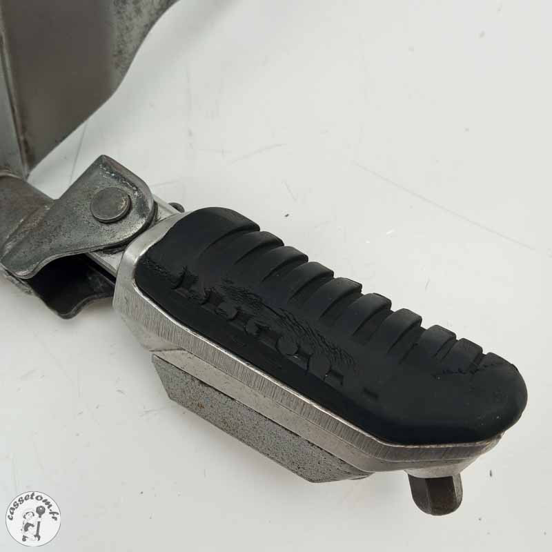 Platine repose pied avant gauche Suzuki 650 gsf bandit 2007 - Cassetom - Nos pieces motos