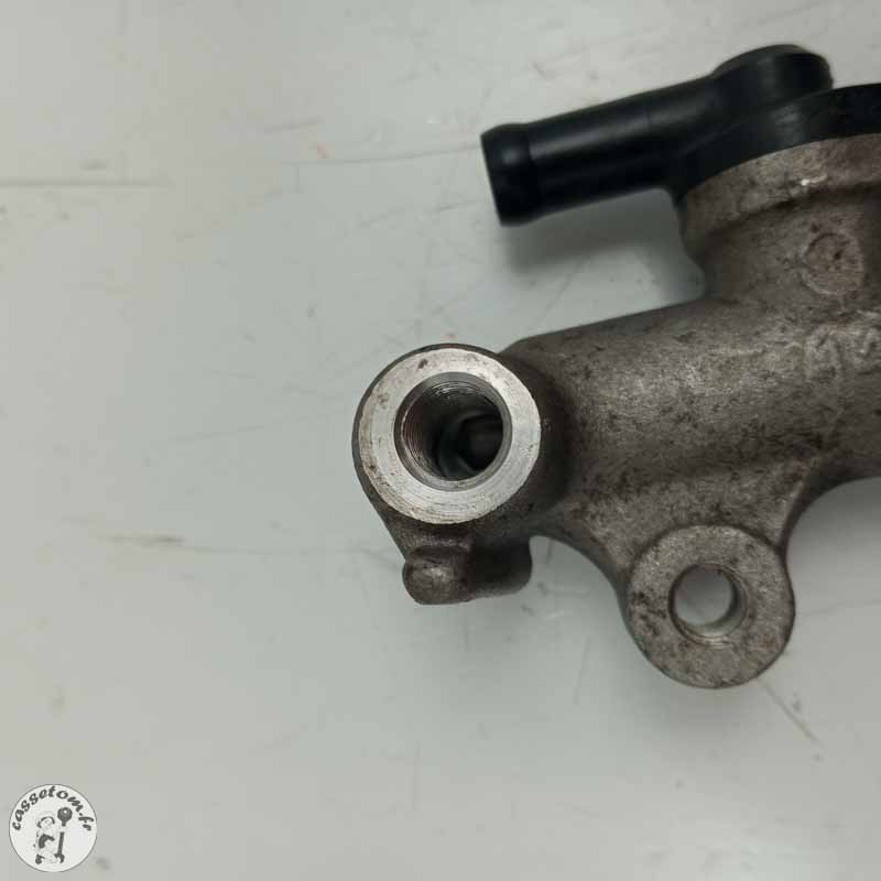 Maitre cylindre de frein arrière Suzuki 650 gsf bandit 2007 - Cassetom - Nos pieces motos