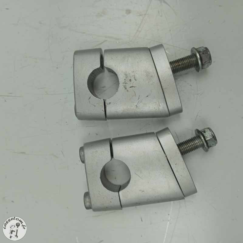 Pontet de guidon Suzuki 650 gsf bandit 2007 - Cassetom - Nos pieces motos