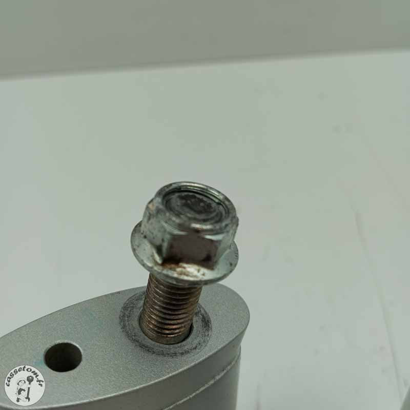 Pontet de guidon Suzuki 650 gsf bandit 2007 - Cassetom - Nos pieces motos