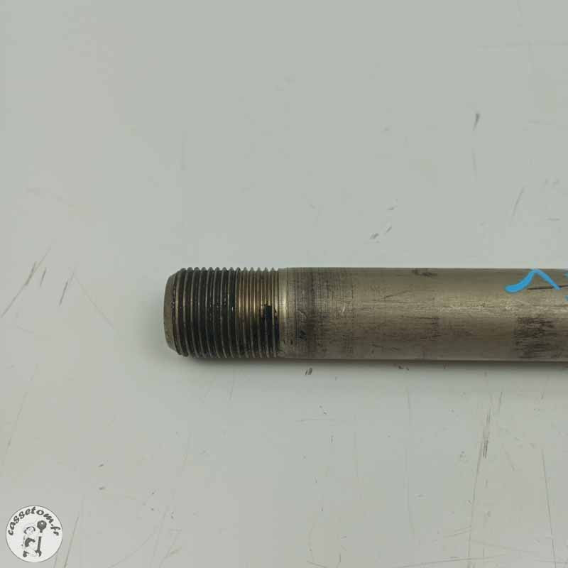 Axe de roue avant Suzuki 650 gsf bandit 2007 - Cassetom - Nos pieces motos