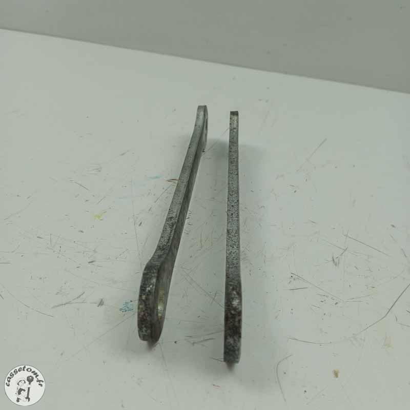 Biellette d'amortisseur Suzuki 650 gsf bandit 2007 - Cassetom - Nos pieces motos