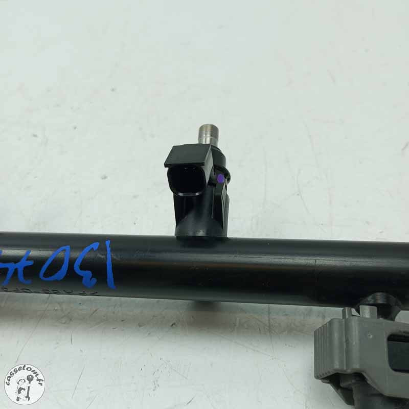 Rampe d'injecteurs et durite à essence  Triumph 1200 tiger xrx 2019 - Cassetom - Nos pieces motos