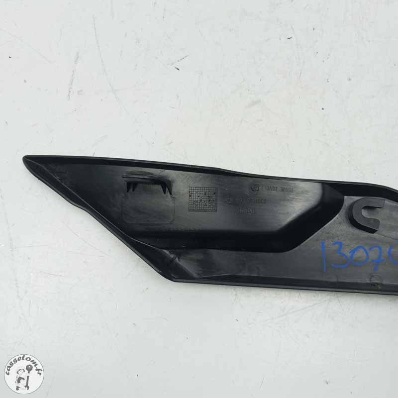 Carénage sous selle gauche  Triumph 1200 tiger xrx 2019 - Cassetom - Nos pieces motos