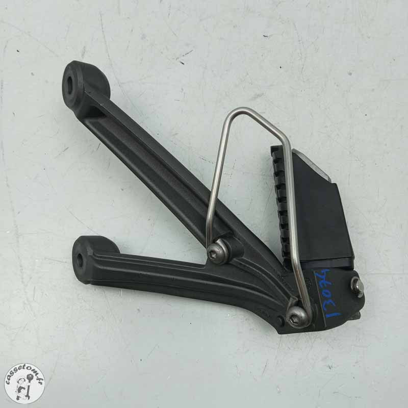 Platine avec repose pied arrière droit  Triumph 1200 tiger xrx 2019 - Cassetom - Nos pieces motos